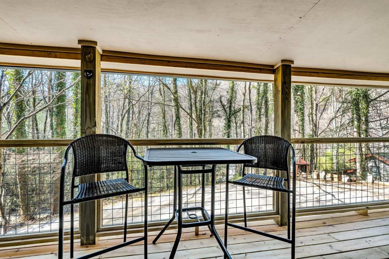 The Cozy Cove, Hot Tub, Wifi, 1089 Free Tickets Each Paid Day, Dollywood And More Sevierville Ngoại thất bức ảnh